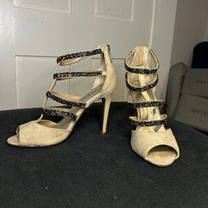 GUESS heels. Worn once or twice to semi-formals. Size 6